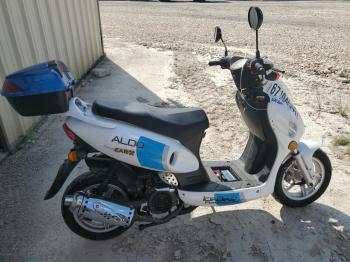  Salvage Daix Scooter