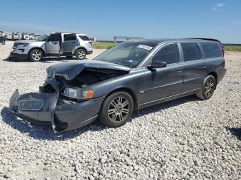  Salvage Volvo V70