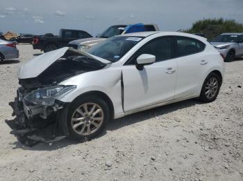  Salvage Mazda 3