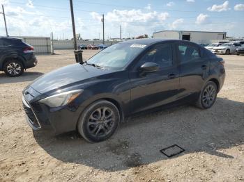  Salvage Toyota Yaris