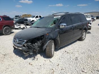  Salvage Volkswagen Routan