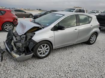  Salvage Toyota Prius