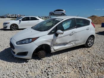  Salvage Ford Fiesta