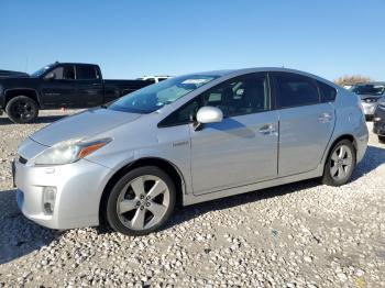  Salvage Toyota Prius