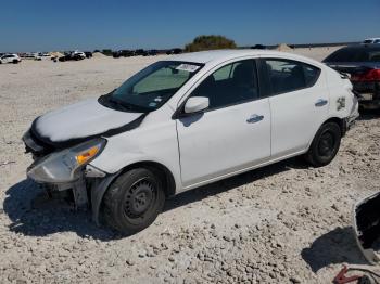  Salvage Nissan Versa