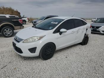  Salvage Ford Fiesta