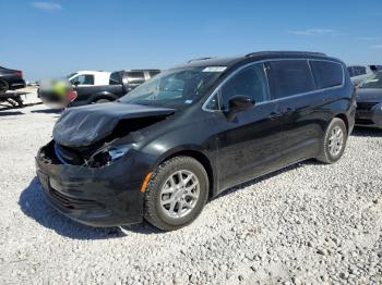  Salvage Chrysler Pacifica