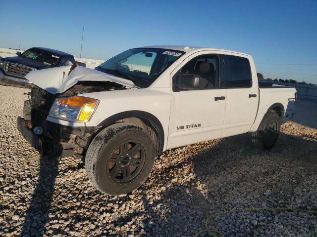  Salvage Nissan Titan