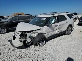  Salvage Ford Explorer