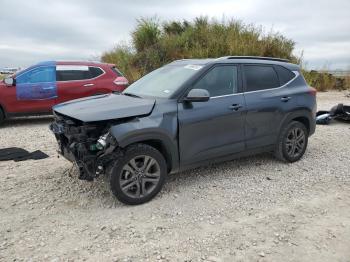  Salvage Kia Seltos