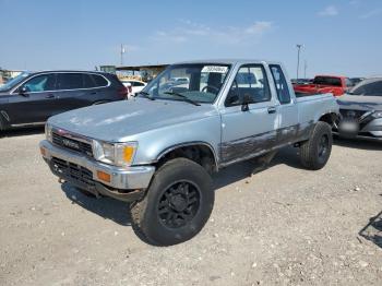  Salvage Toyota Pickup