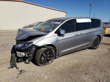  Salvage Chrysler Pacifica