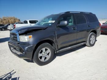  Salvage Toyota Sequoia