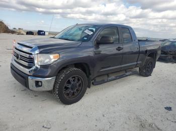  Salvage Toyota Tundra