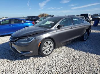  Salvage Chrysler 200