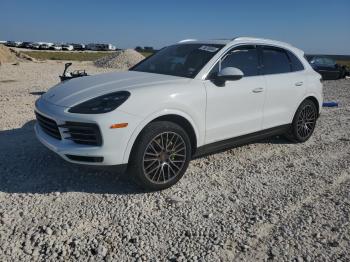  Salvage Porsche Cayenne