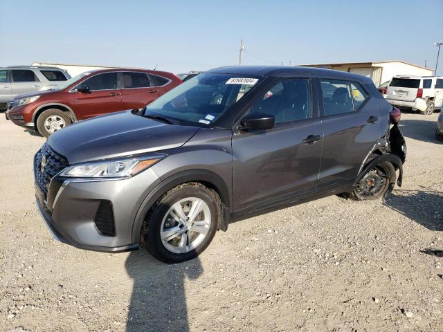  Salvage Nissan Kicks