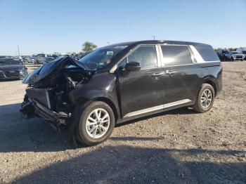  Salvage Kia Carnival