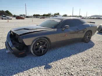  Salvage Dodge Challenger