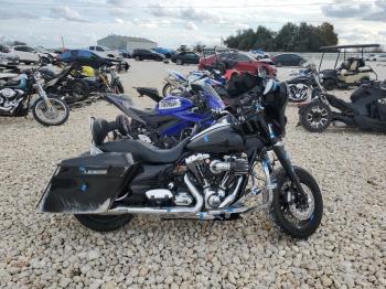  Salvage Harley-Davidson Fl