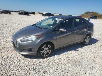  Salvage Ford Fiesta