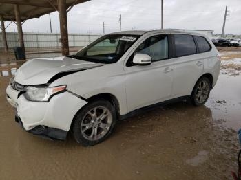  Salvage Mitsubishi Outlander