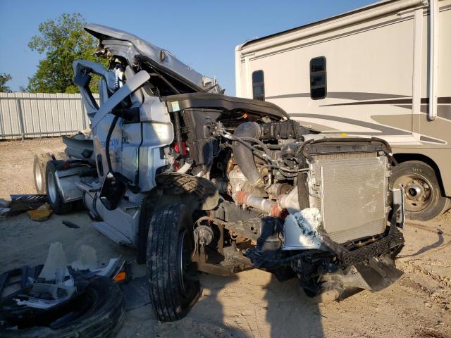  Salvage Freightliner Cascadia 1