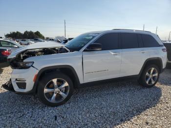  Salvage Jeep Grand Cherokee