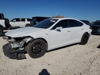  Salvage Lexus Es