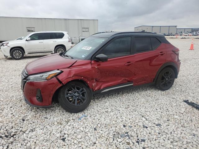  Salvage Nissan Kicks