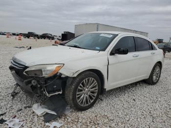  Salvage Chrysler 200