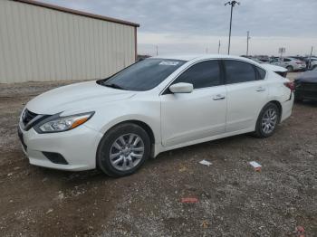  Salvage Nissan Altima