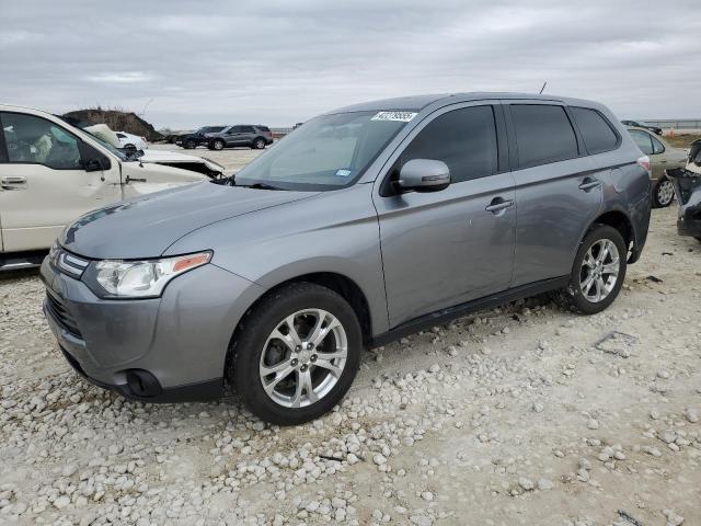  Salvage Mitsubishi Outlander