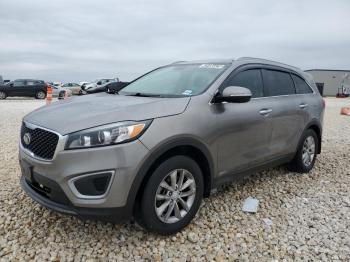  Salvage Kia Sorento