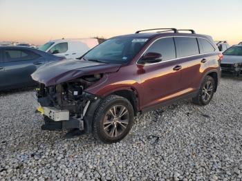  Salvage Toyota Highlander