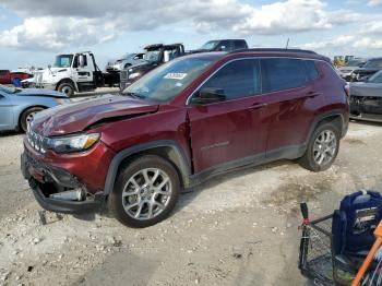  Salvage Jeep Compass