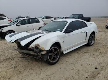  Salvage Ford Mustang