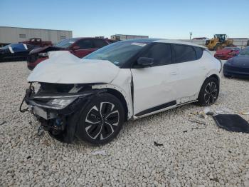  Salvage Kia EV6