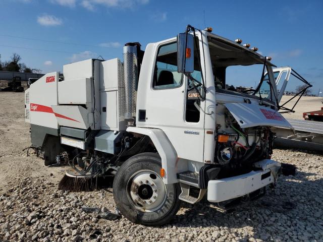  Salvage Sterling Truck Sc 8000