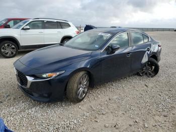  Salvage Mazda 3