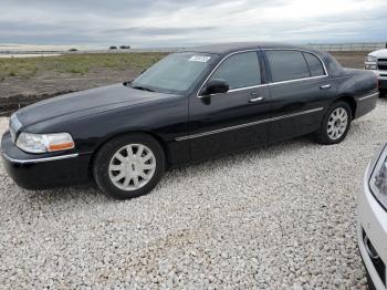  Salvage Lincoln Towncar