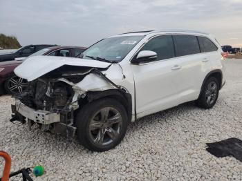  Salvage Toyota Highlander