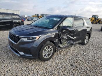  Salvage Kia Carnival