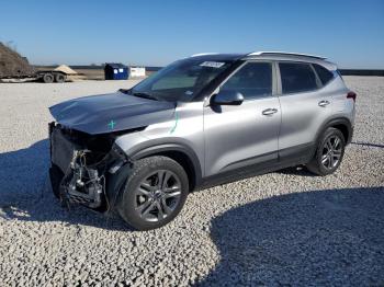  Salvage Kia Seltos