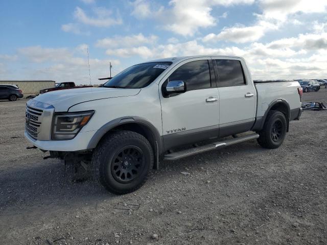  Salvage Nissan Titan