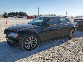  Salvage Chrysler 300