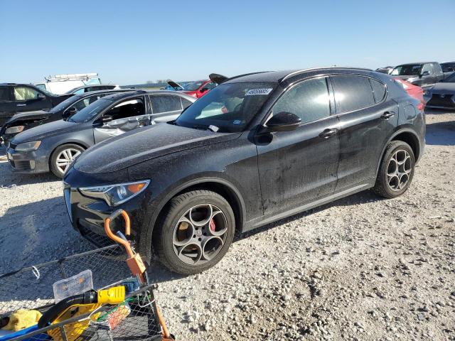  Salvage Alfa Romeo Stelvio
