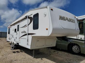  Salvage Mako Rv