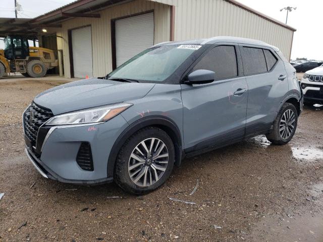  Salvage Nissan Kicks