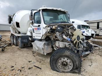  Salvage Freightliner 114sd